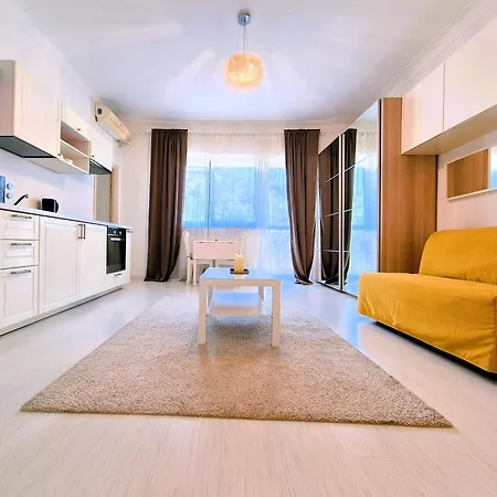 Pearl Apartment